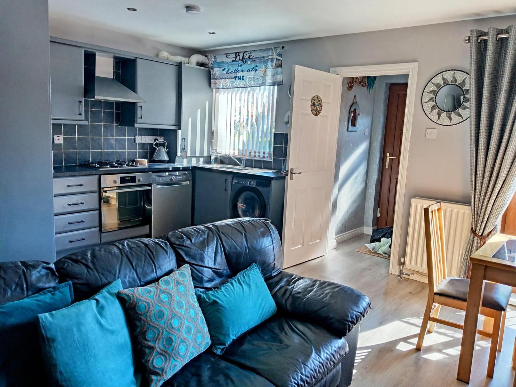 Sea Surf Apartment Bangor  Exterior photo